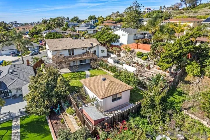 2010 Elevada St, Oceanside, California 92054
