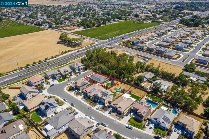39 Pato Ln, Oakley, California 94561