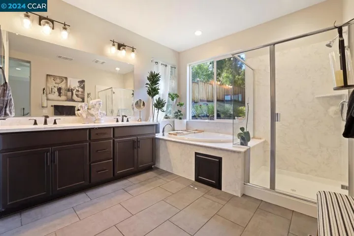 39 Pato Ln, Oakley, California 94561