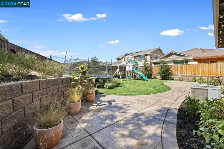 39 Pato Ln, Oakley, California 94561