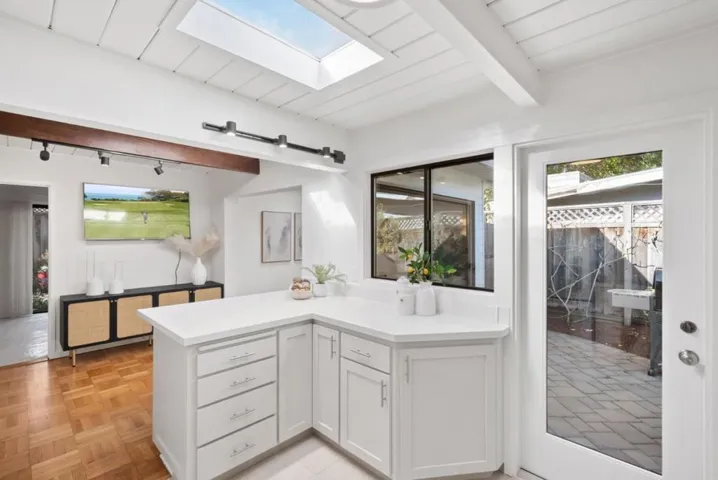 3364 Emerson Street, Palo Alto, California 94306