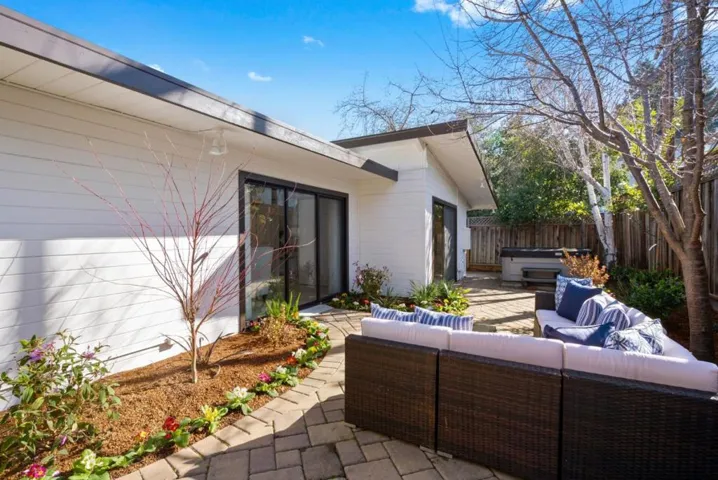 3364 Emerson Street, Palo Alto, California 94306