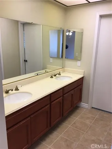 Primary bathroom with 2 sinks