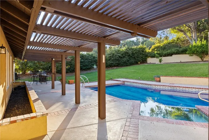 3855 Singingwood Drive, Yorba Linda, California 92886