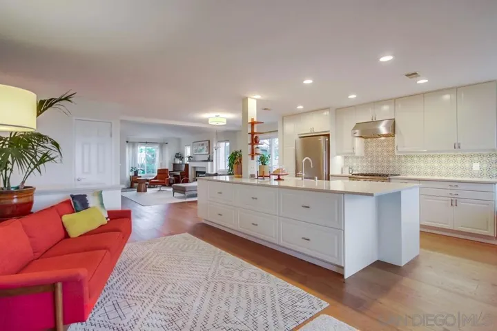 15808 Camino Codorniz, San Diego, California 92127