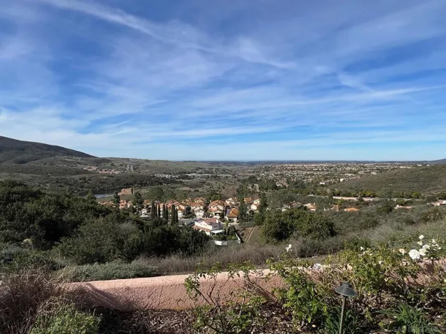 15808 Camino Codorniz, San Diego, California 92127