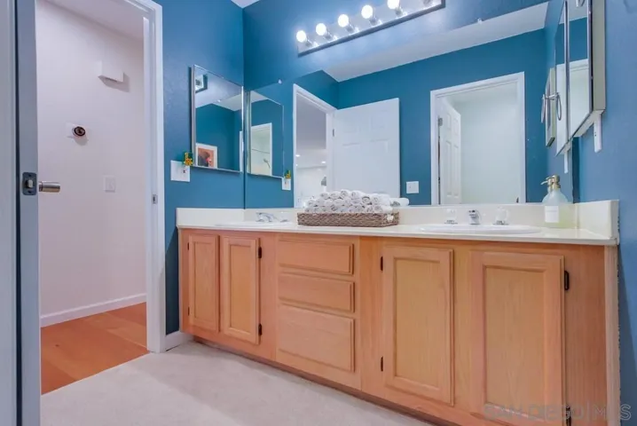 15808 Camino Codorniz, San Diego, California 92127