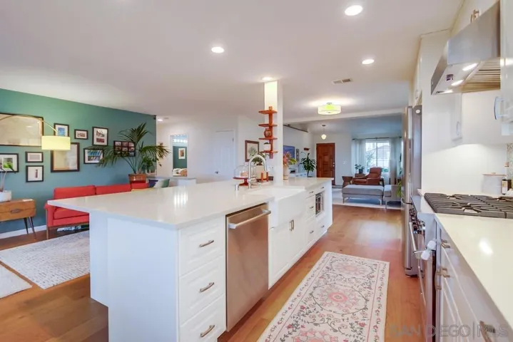 15808 Camino Codorniz, San Diego, California 92127