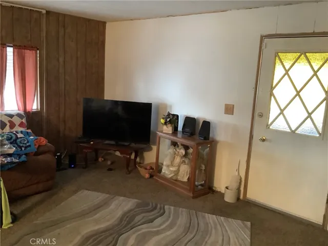 8655 E Santa Fe Avenue 44, Hesperia, California 92345