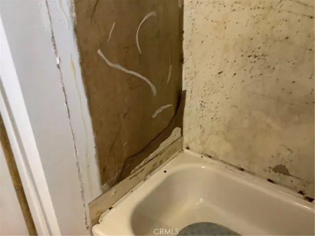 8655 E Santa Fe Avenue 44, Hesperia, California 92345