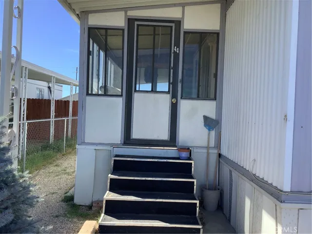8655 E Santa Fe Avenue 44, Hesperia, California 92345