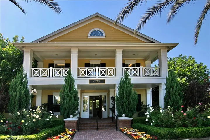 Ladera Ranch is a mast planned community with several club houses, pools, jacuzzi, walking trails, sports courts, dog parks, and many more amenities.