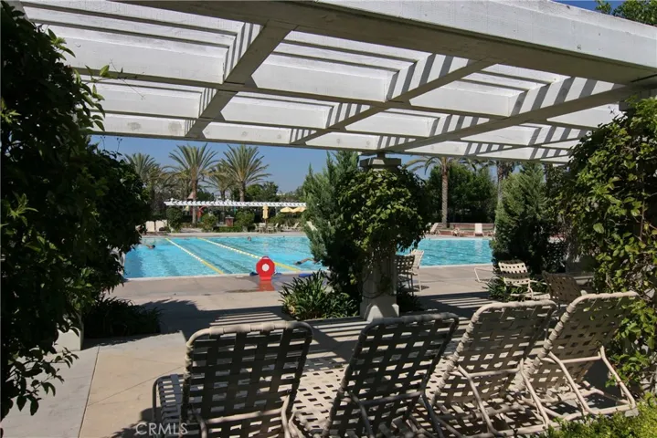 Ladera Ranch is a mast planned community with several club houses, pools, jacuzzi, walking trails, sports courts, dog parks, and many more amenities.