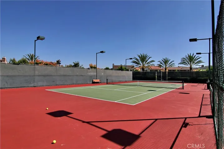Ladera Ranch is a mast planned community with several club houses, pools, jacuzzi, walking trails, sports courts, dog parks, and many more amenities.