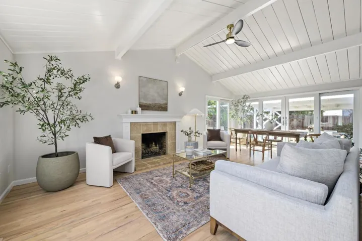 10441 Corte De Seville, Cupertino, California 95014