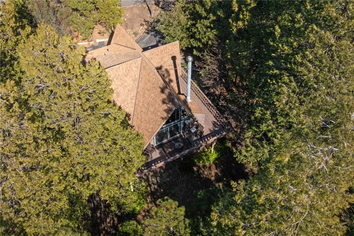 27197 Bernina Drive, Lake Arrowhead, California 92352