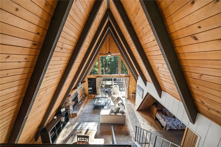 27197 Bernina Drive, Lake Arrowhead, California 92352