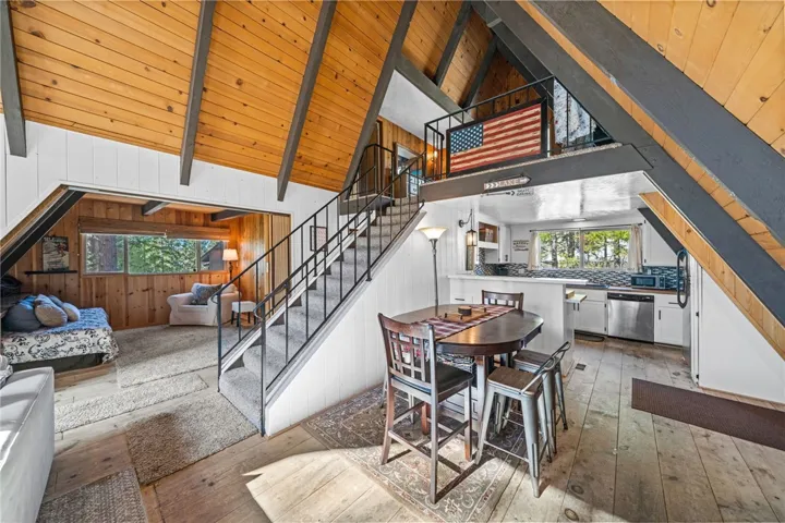 27197 Bernina Drive, Lake Arrowhead, California 92352