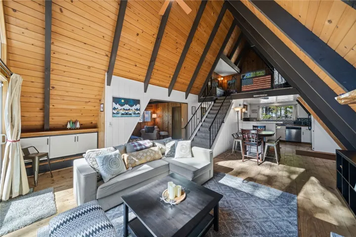27197 Bernina Drive, Lake Arrowhead, California 92352