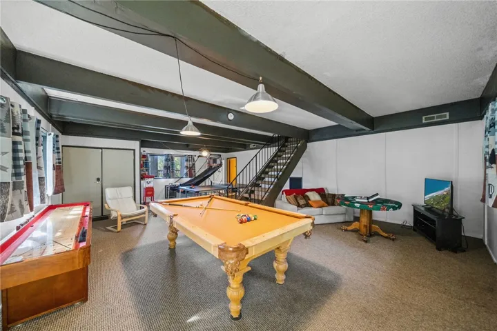27197 Bernina Drive, Lake Arrowhead, California 92352