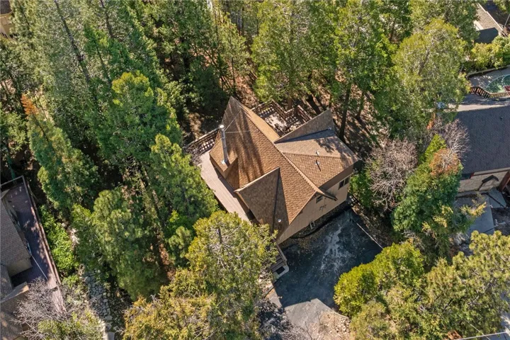 27197 Bernina Drive, Lake Arrowhead, California 92352