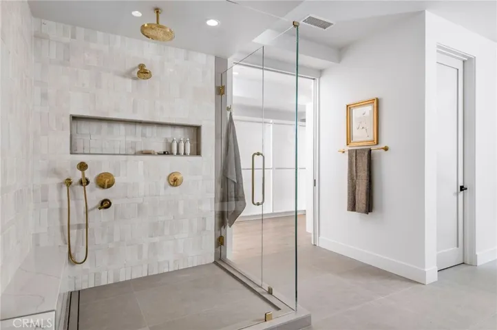 1027 W Bay Ave Unit B, Newport Beach, California 92663
