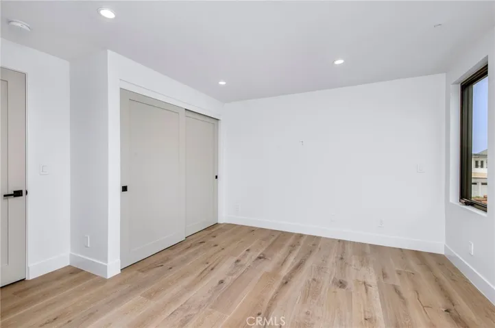 1027 W Bay Ave Unit B, Newport Beach, California 92663