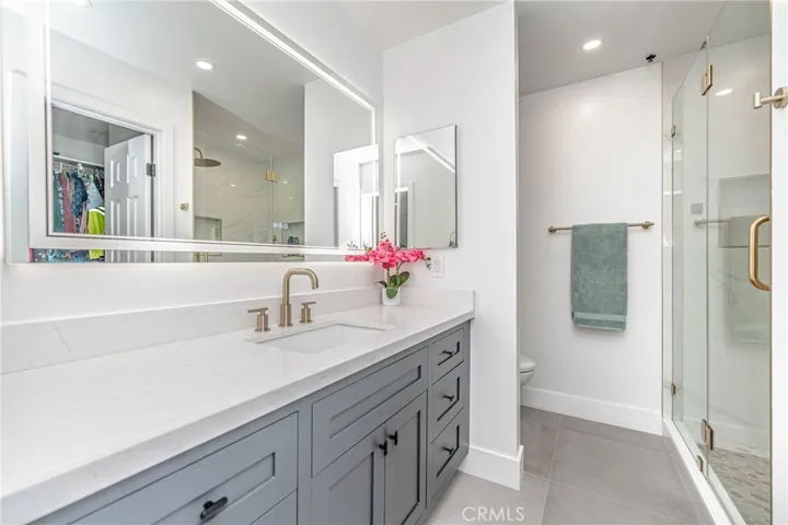 12121 Centralia St 102, Lakewood, California 90715