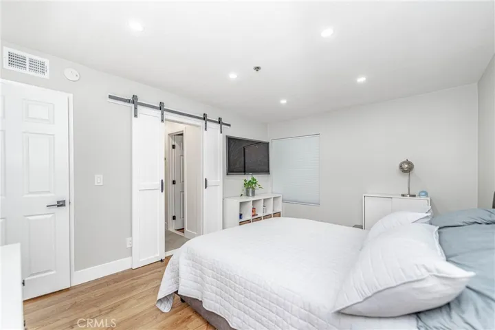 12121 Centralia St 102, Lakewood, California 90715