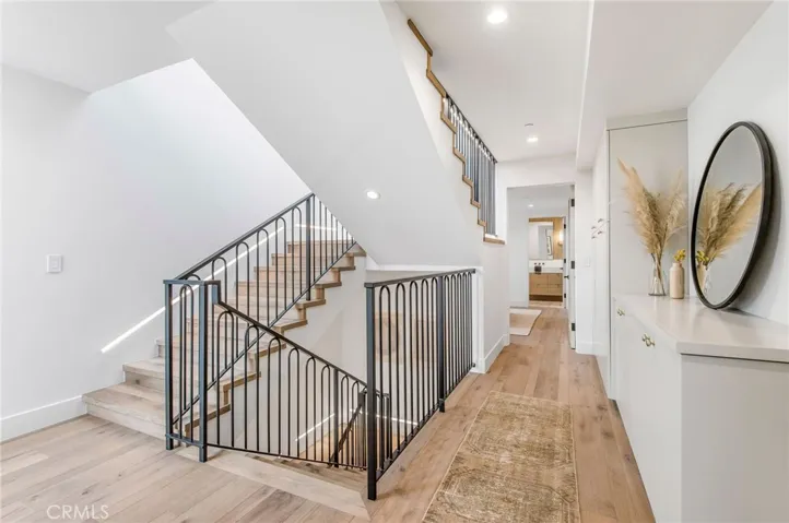 1027 W Bay Ave, Newport Beach, California 92663