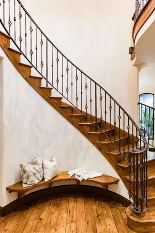 1060 Palo Alto Avenue, Palo Alto, California 94301