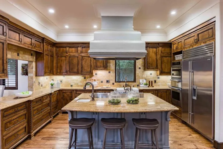 1060 Palo Alto Avenue, Palo Alto, California 94301