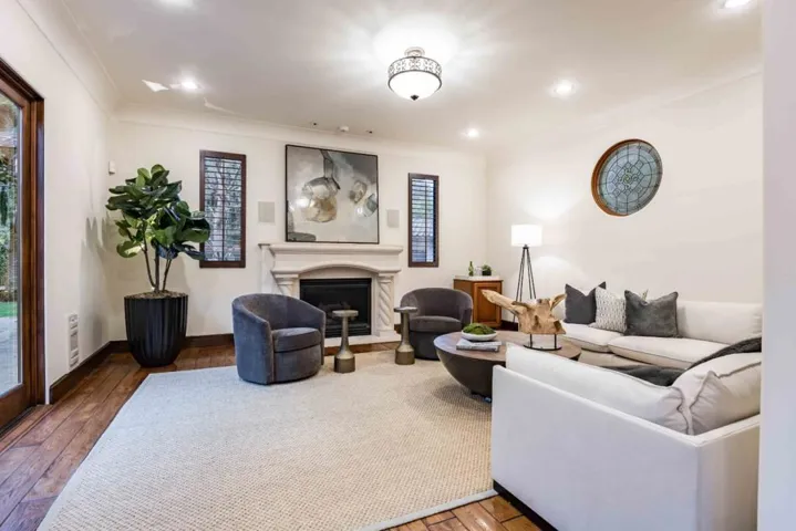 1060 Palo Alto Avenue, Palo Alto, California 94301
