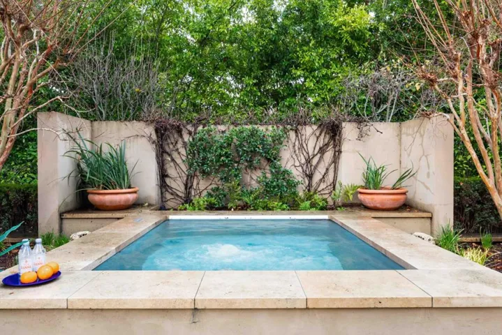 1060 Palo Alto Avenue, Palo Alto, California 94301