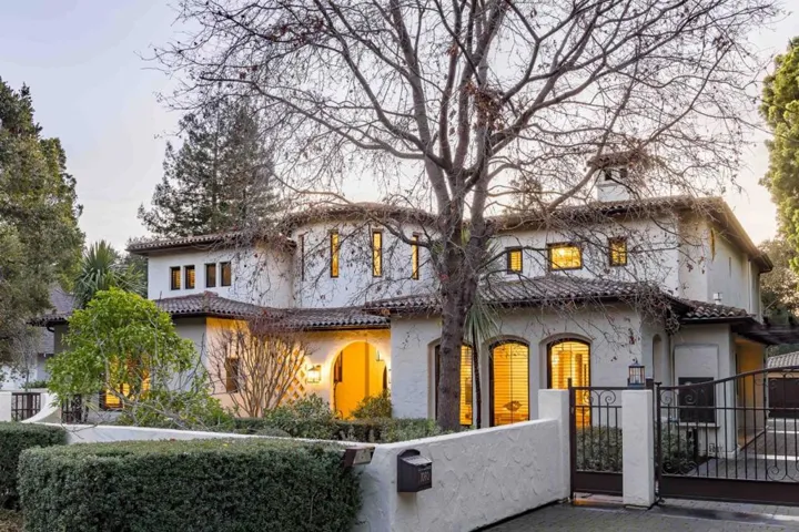1060 Palo Alto Avenue, Palo Alto, California 94301