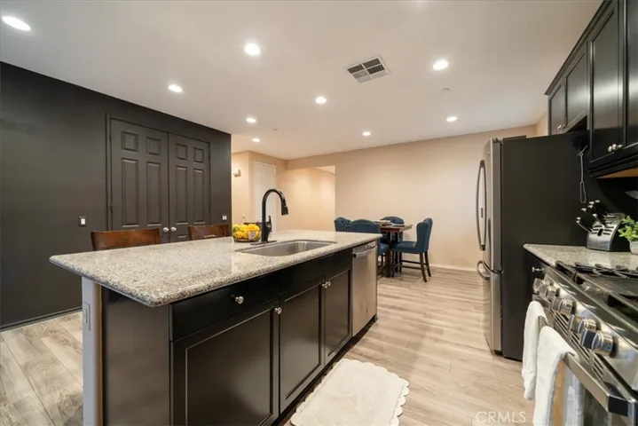 44048 Pagoda Way, Lancaster, California 93536