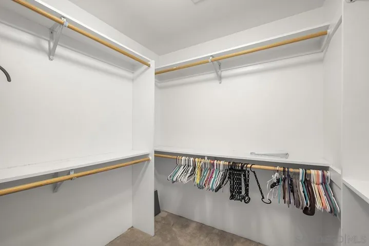 Walk-in Closet