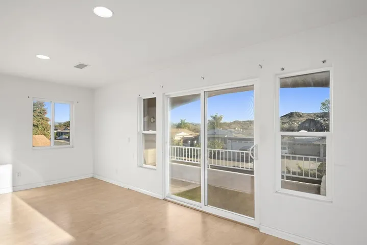 9106 Inverness Road, Santee, California 92071