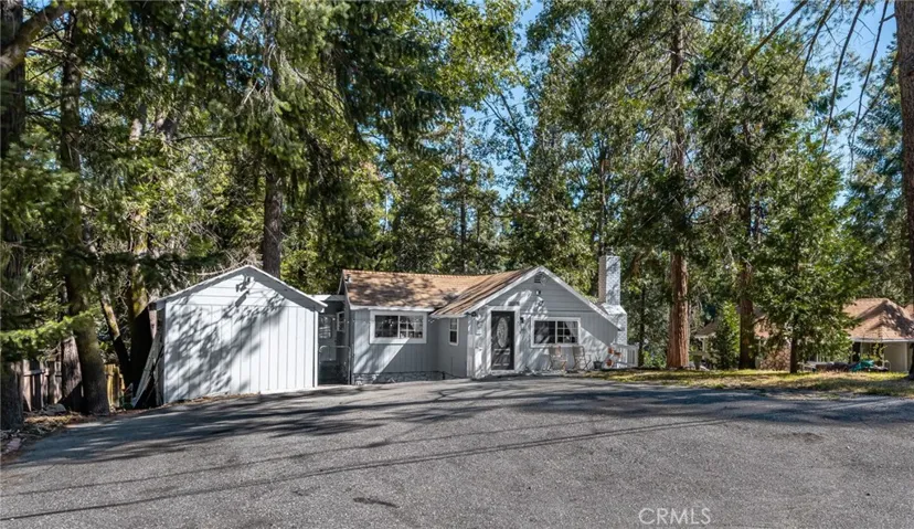 21874 Plunge Road, Crestline, California 92325