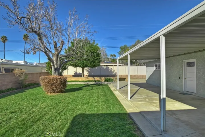 27242 Crest Street, Highland, California 92346