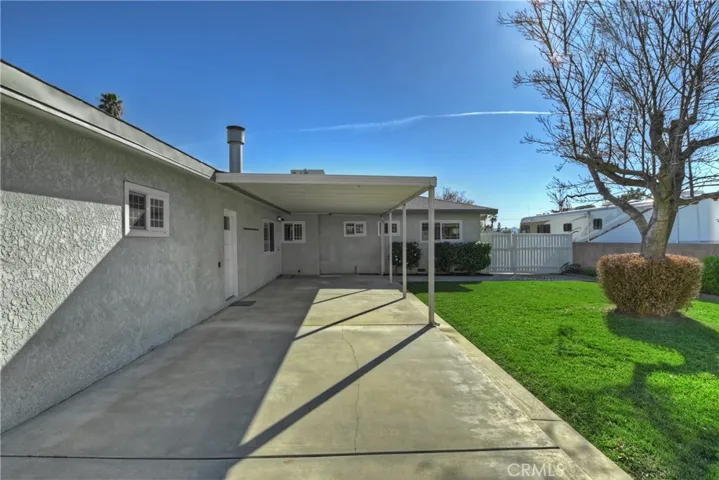 27242 Crest Street, Highland, California 92346