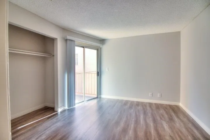 1365 Newport Avenue, Long Beach, California 90804