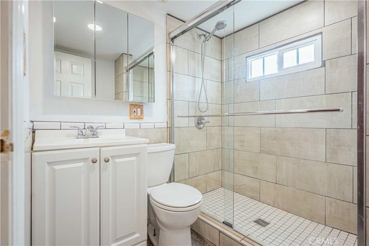 300 N Ellis Street Unit 33B, Lake Elsinore, California 92530