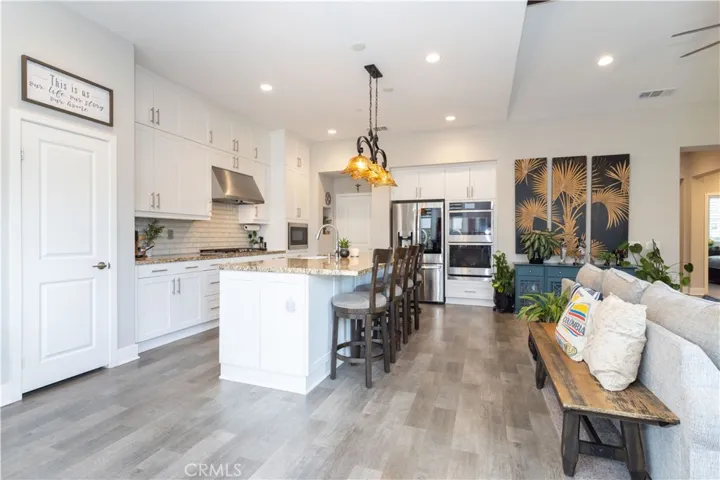25103 Limetree Lane, Canyon Country, California 91387