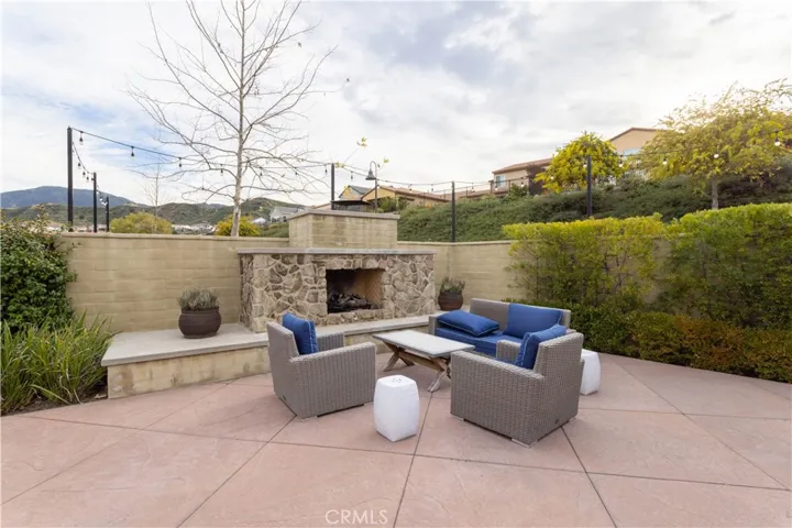 25103 Limetree Lane, Canyon Country, California 91387