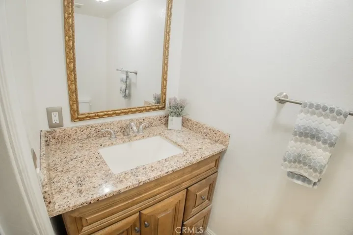 6770 N Paramount Boulevard B, Long Beach, California 90805