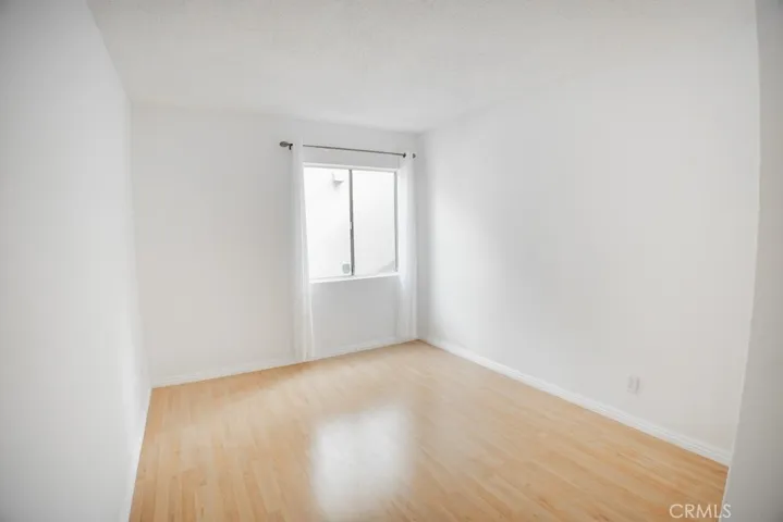 6770 N Paramount Boulevard B, Long Beach, California 90805