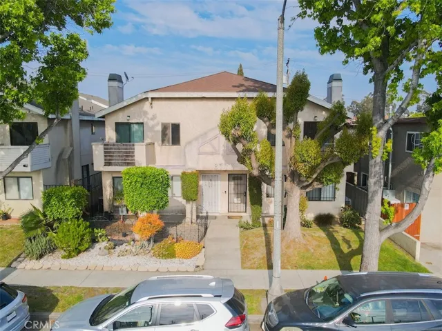 6770 N Paramount Boulevard B, Long Beach, California 90805