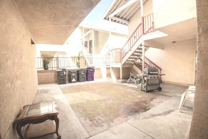 6770 N Paramount Boulevard B, Long Beach, California 90805