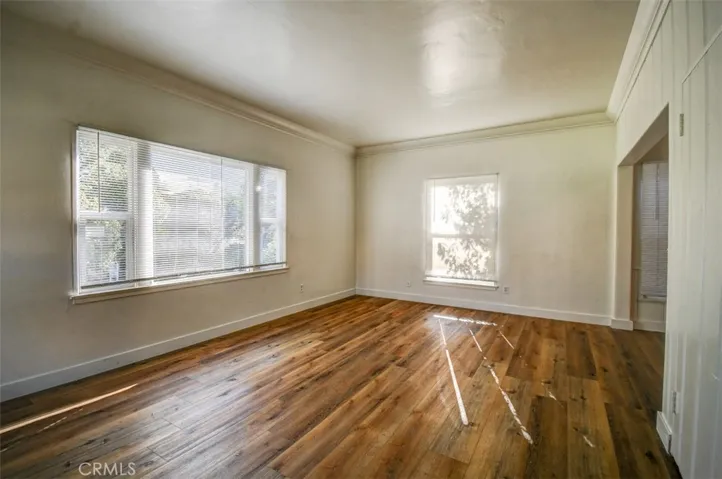 202 E Walnut Street, Santa Ana, California 92701